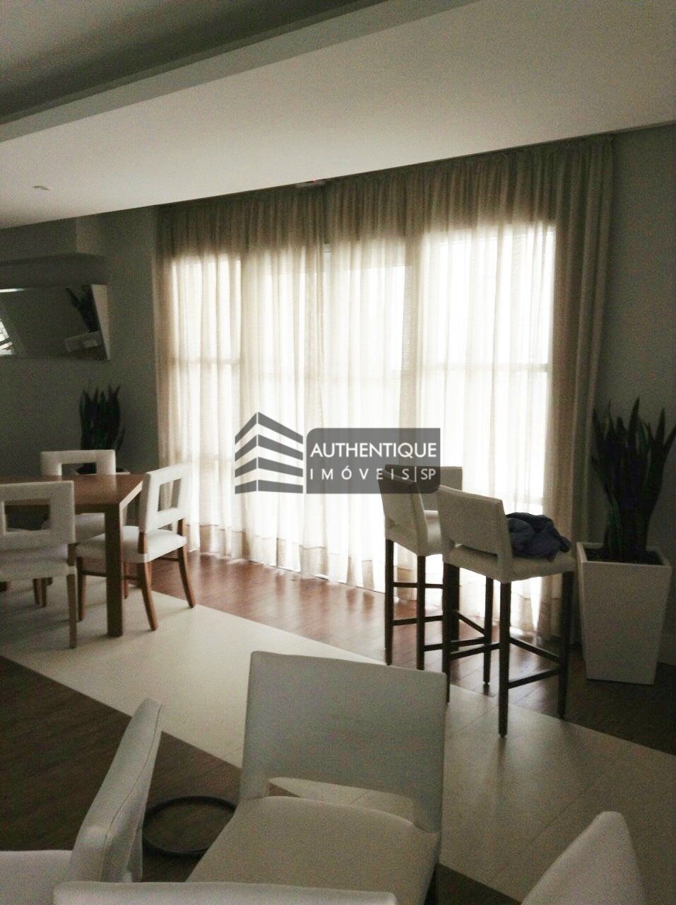 Apartamento à venda com 3 quartos, 95m² - Foto 9