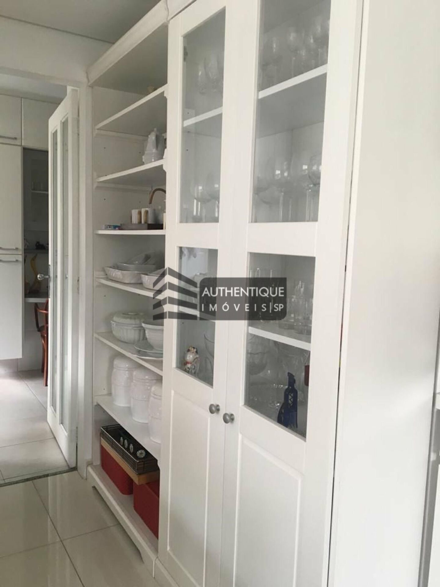 Apartamento à venda com 3 quartos, 128m² - Foto 18