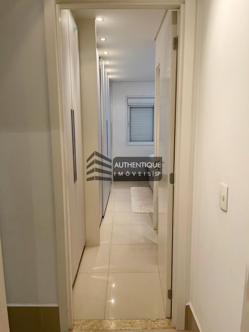 Apartamento à venda com 2 quartos, 91m² - Foto 25