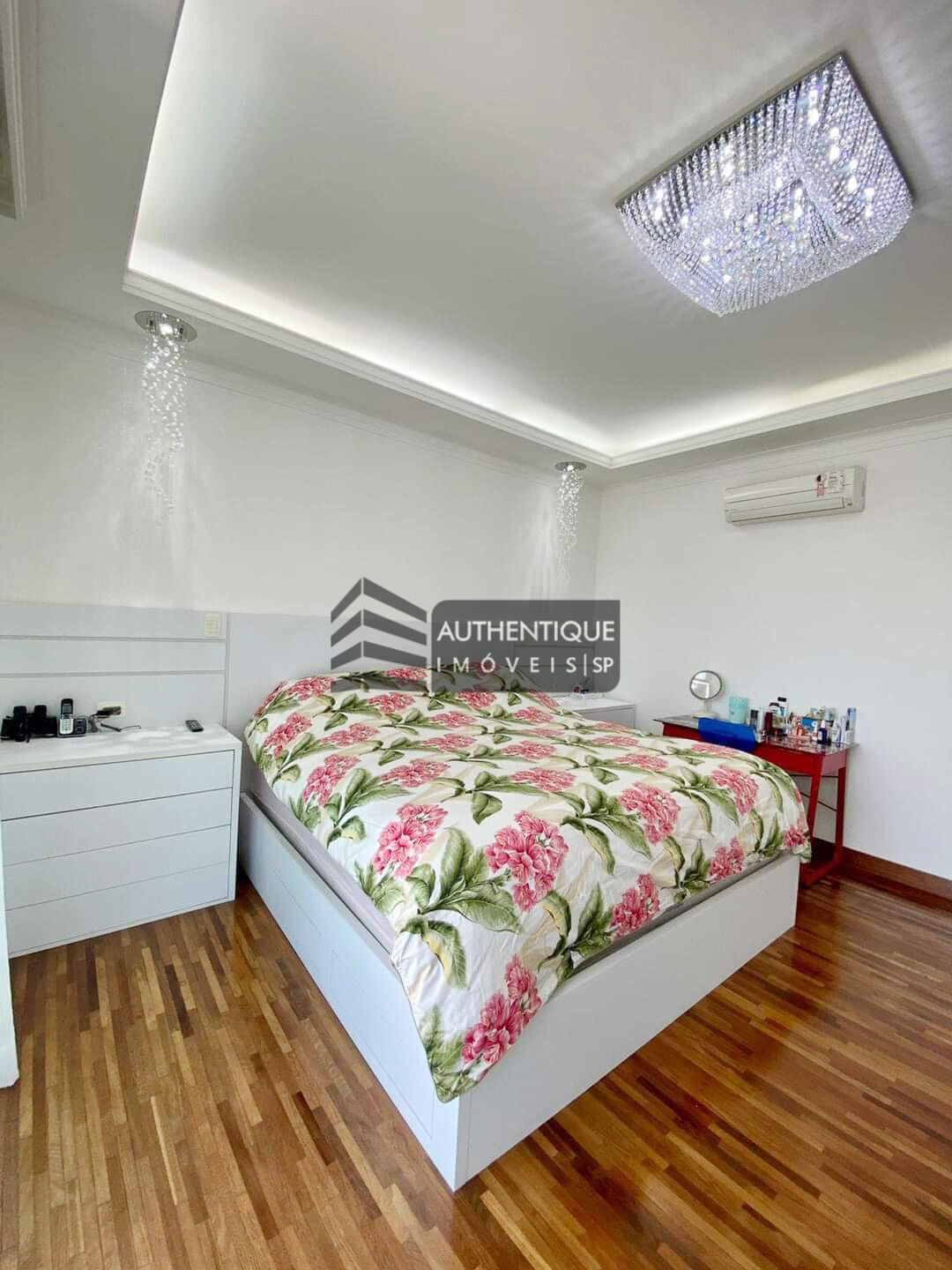 Casa de Condomínio à venda com 6 quartos, 950m² - Foto 15