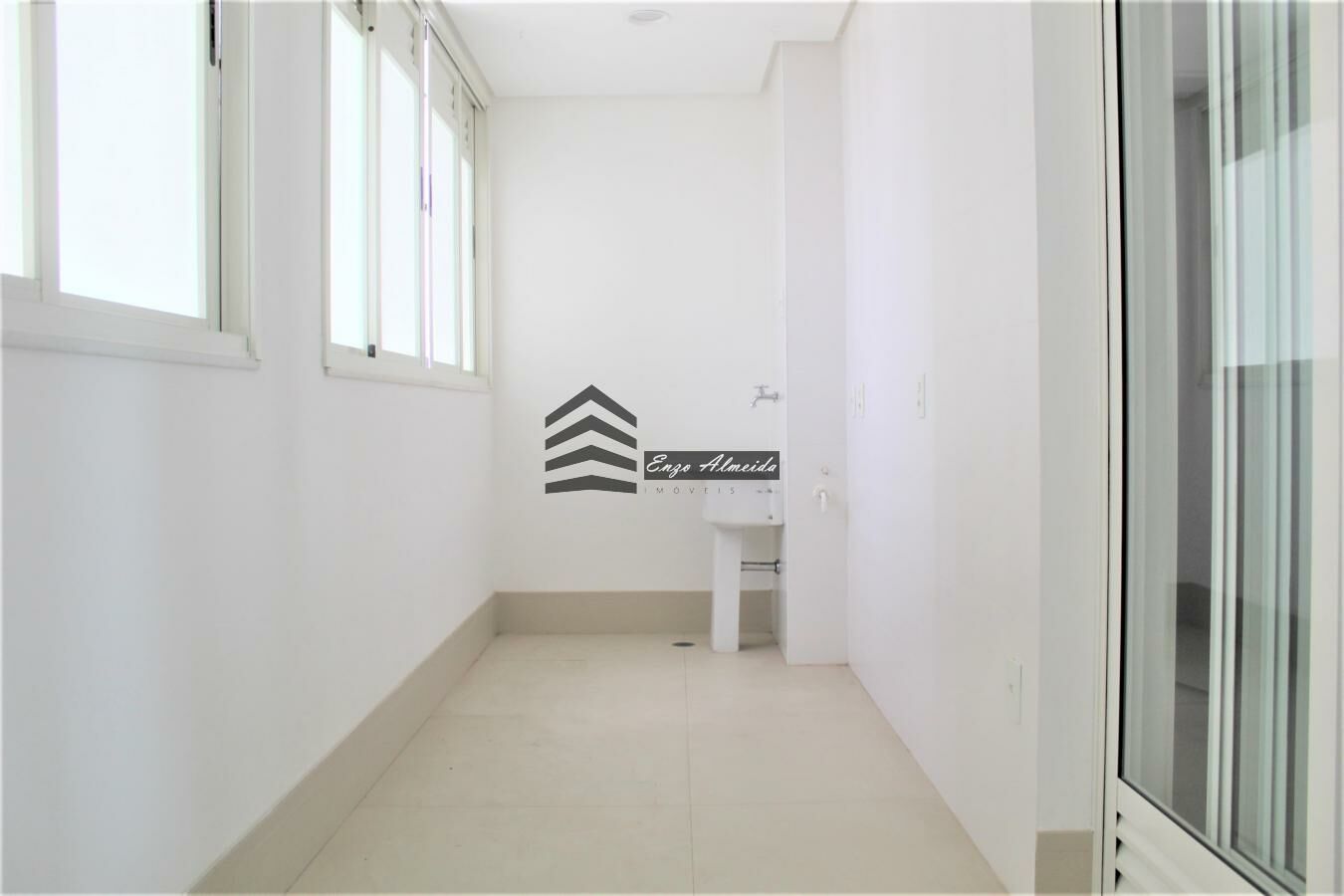 Apartamento à venda com 3 quartos, 197m² - Foto 48