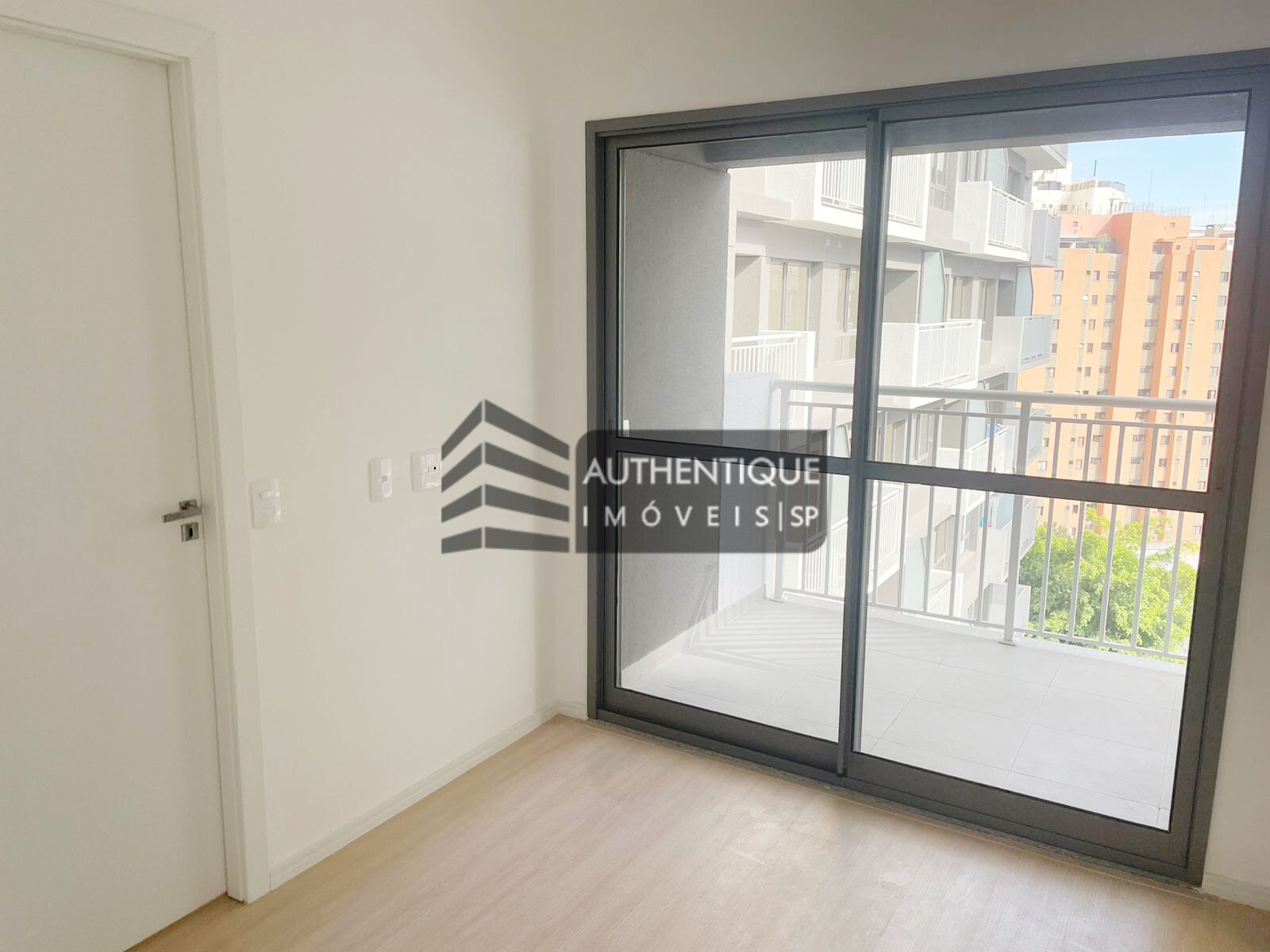 Apartamento à venda com 1 quarto, 26m² - Foto 2