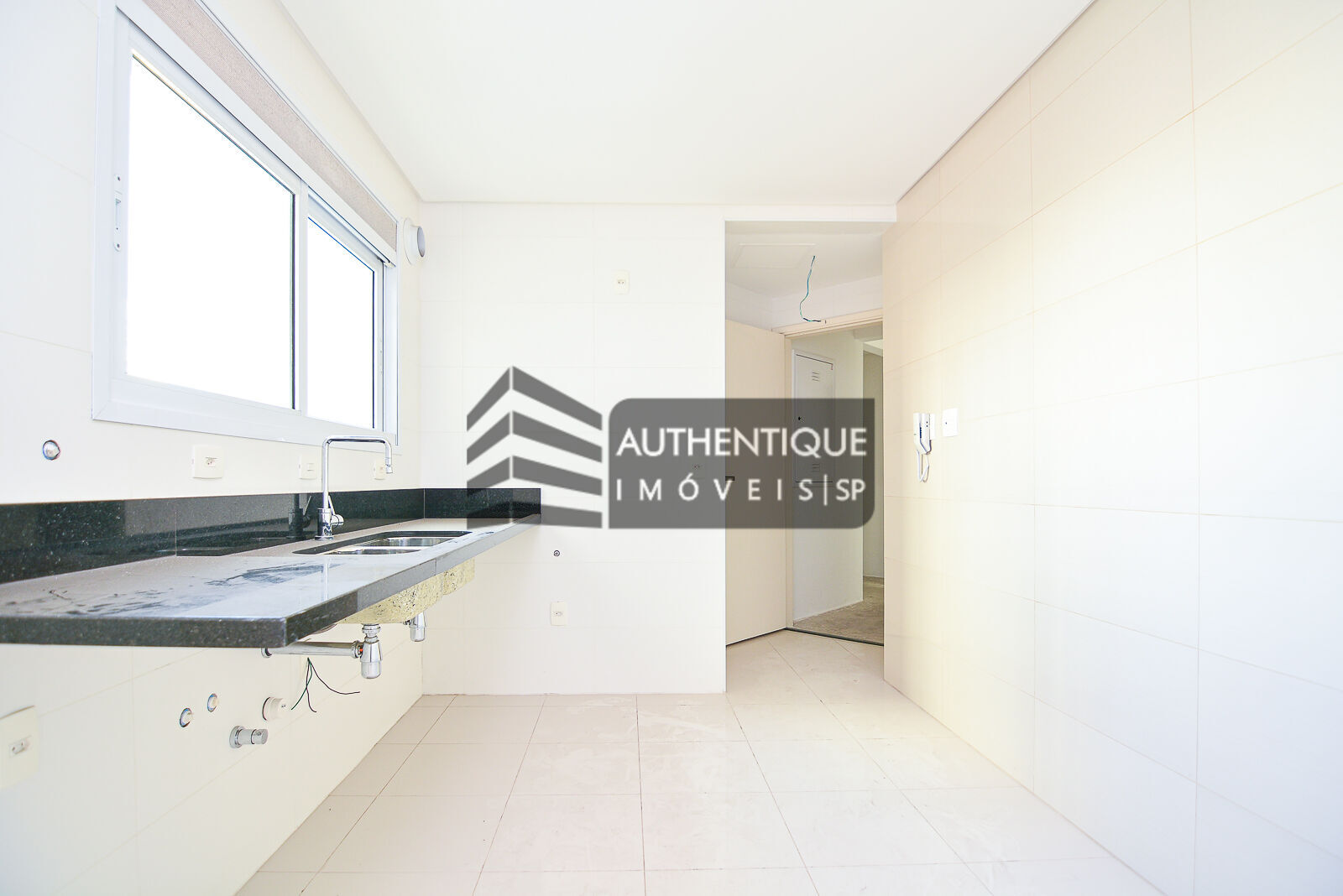 Apartamento à venda com 4 quartos, 189m² - Foto 13