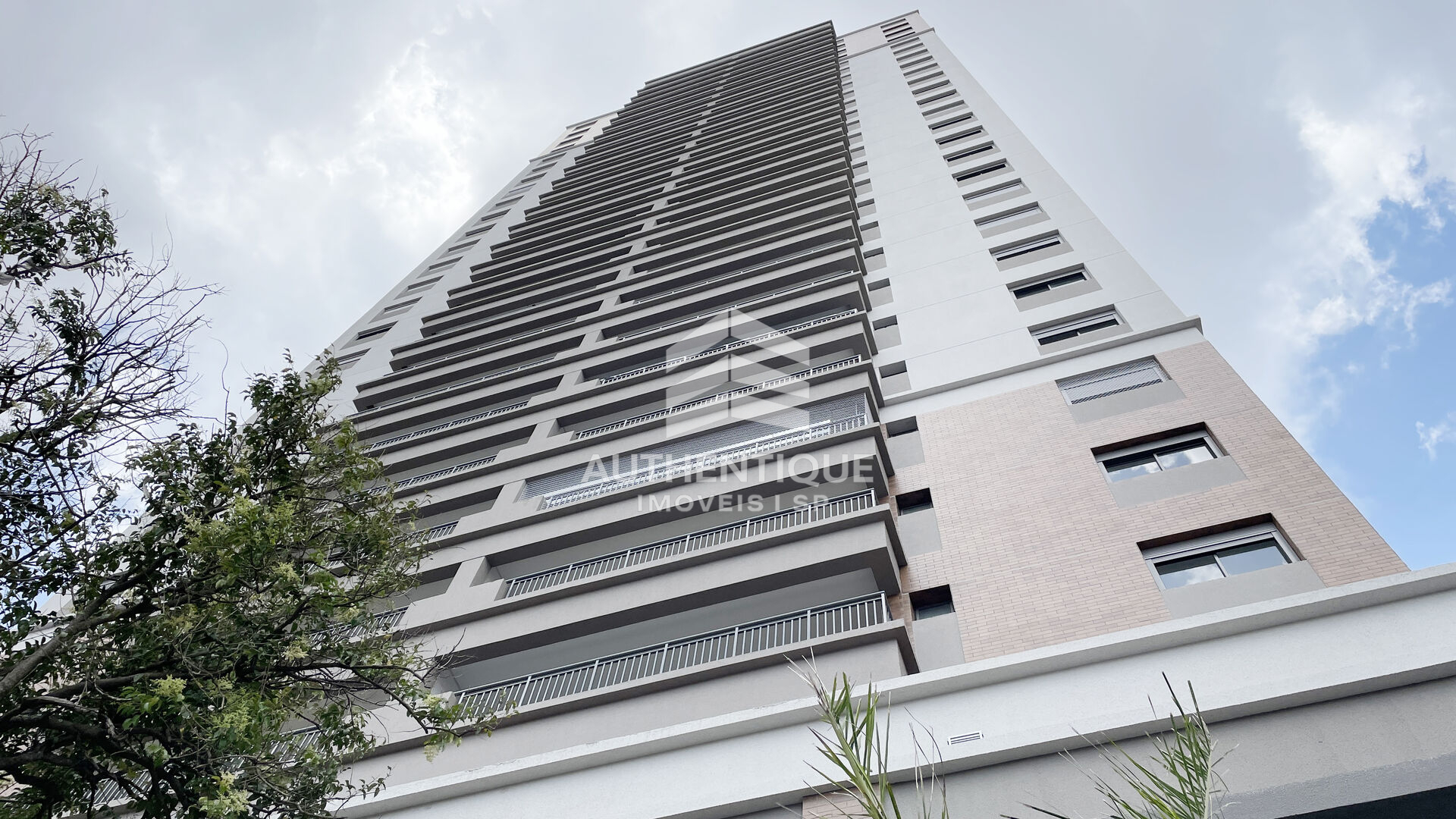 Apartamento, 3 quartos, 129 m² - Foto 1