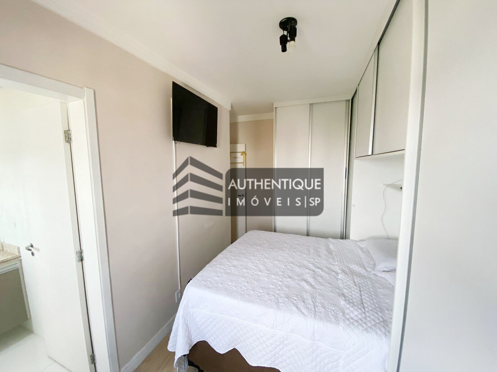 Apartamento à venda com 2 quartos, 73m² - Foto 13