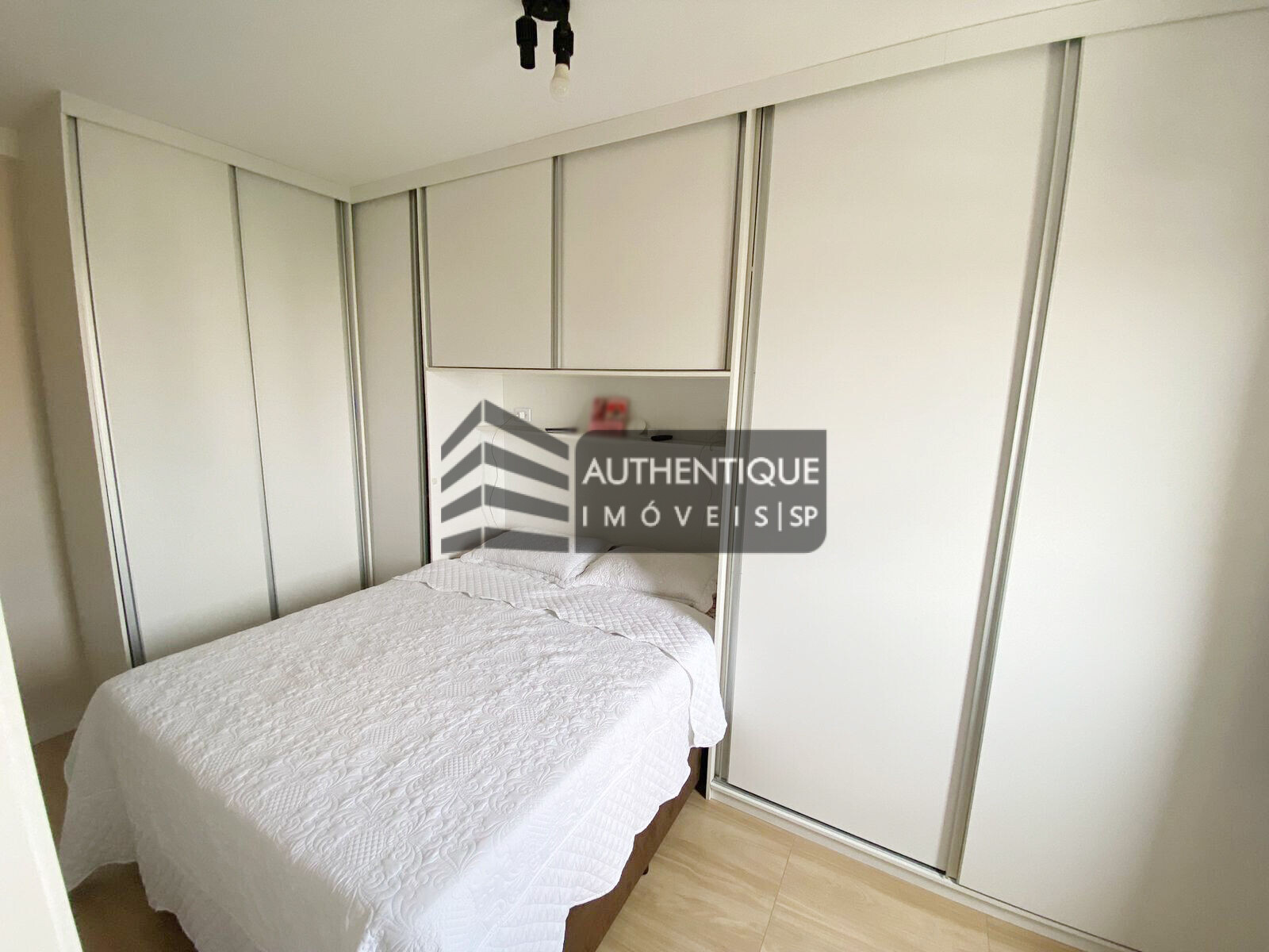 Apartamento à venda com 2 quartos, 73m² - Foto 9