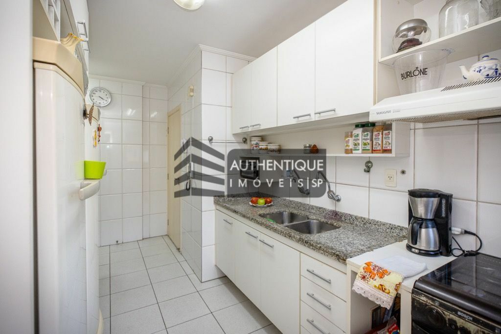 Apartamento à venda com 3 quartos, 137m² - Foto 34