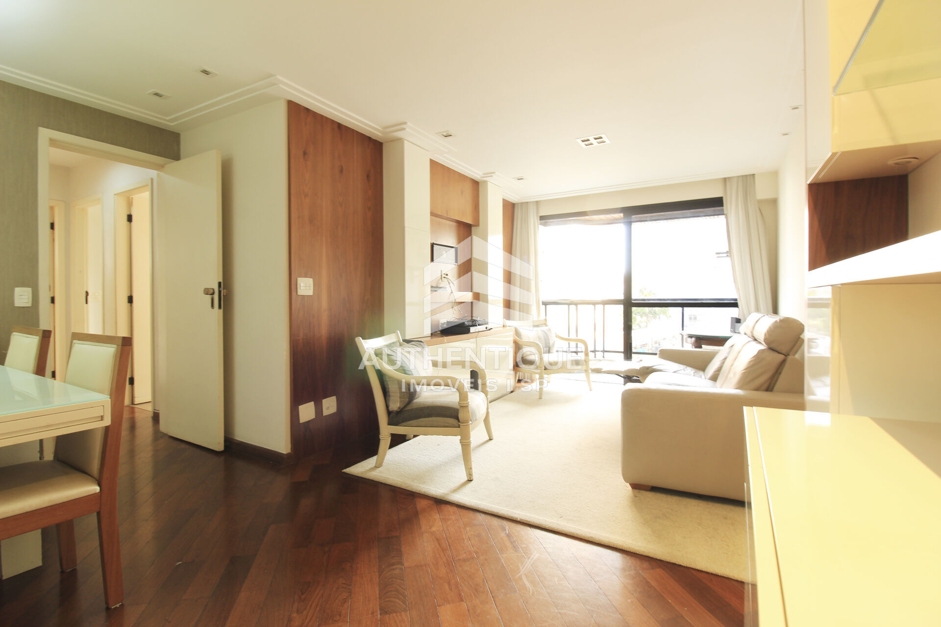 Apartamento, 3 quartos, 106 m² - Foto 2