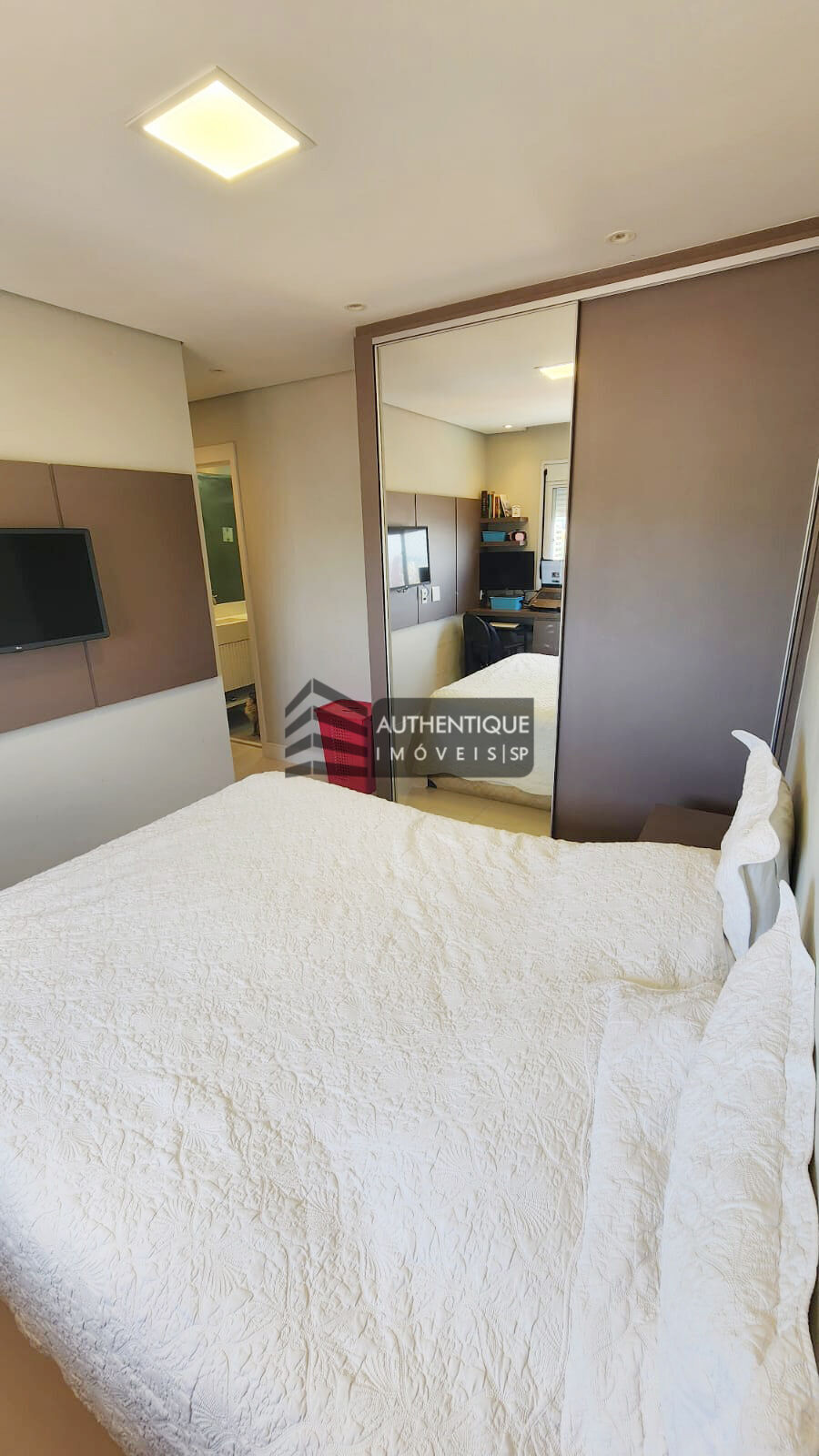 Apartamento à venda com 2 quartos, 62m² - Foto 14