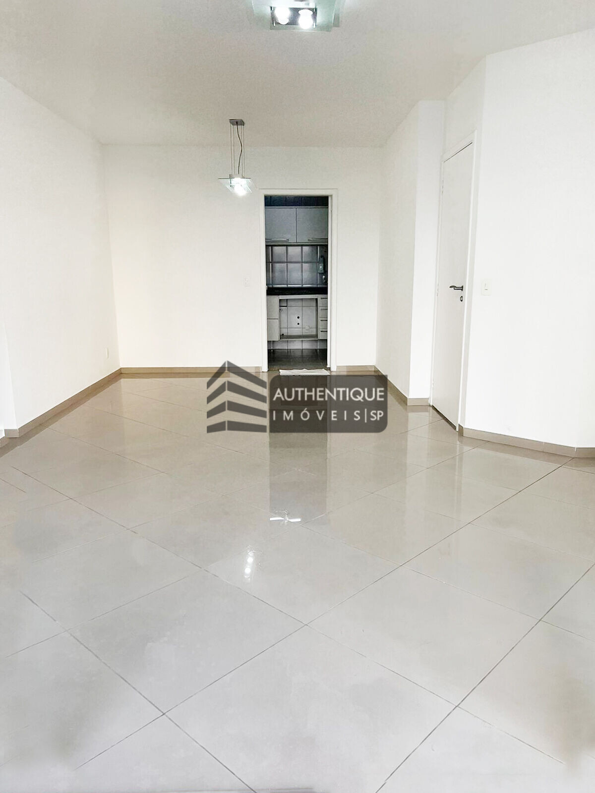 Apartamento à venda com 3 quartos, 107m² - Foto 5