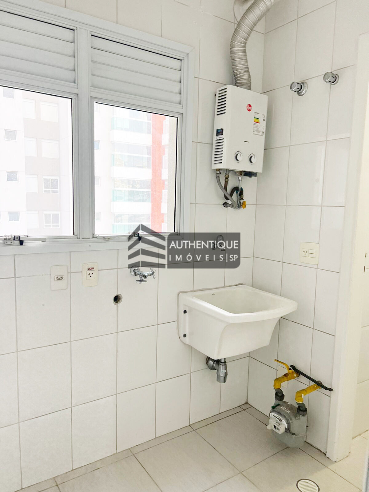 Apartamento à venda com 3 quartos, 107m² - Foto 11