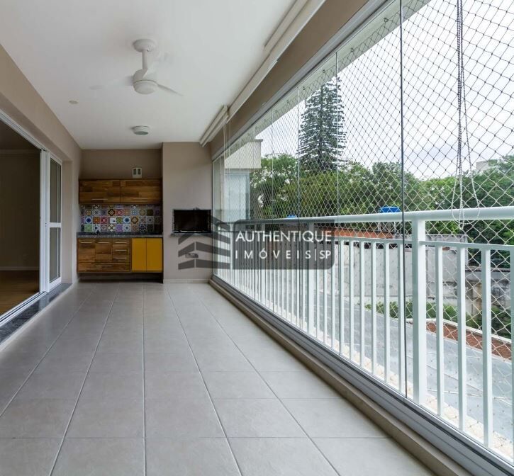 Apartamento à venda com 3 quartos, 175m² - Foto 1