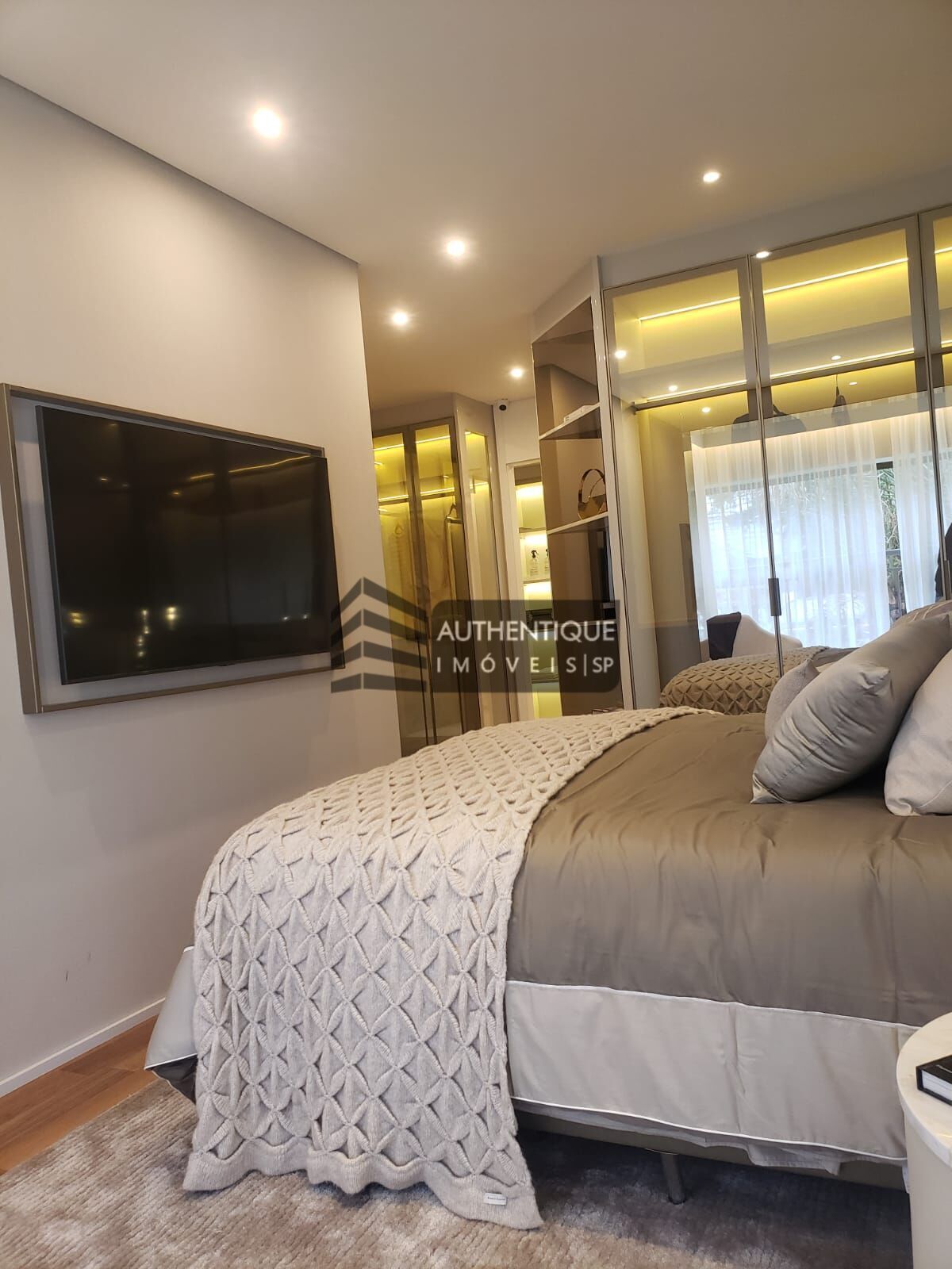 Apartamento à venda com 4 quartos, 159m² - Foto 28