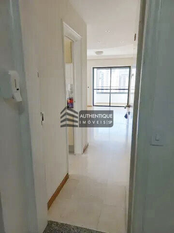 Apartamento à venda com 2 quartos, 70m² - Foto 3