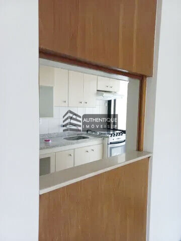 Apartamento à venda com 2 quartos, 70m² - Foto 7