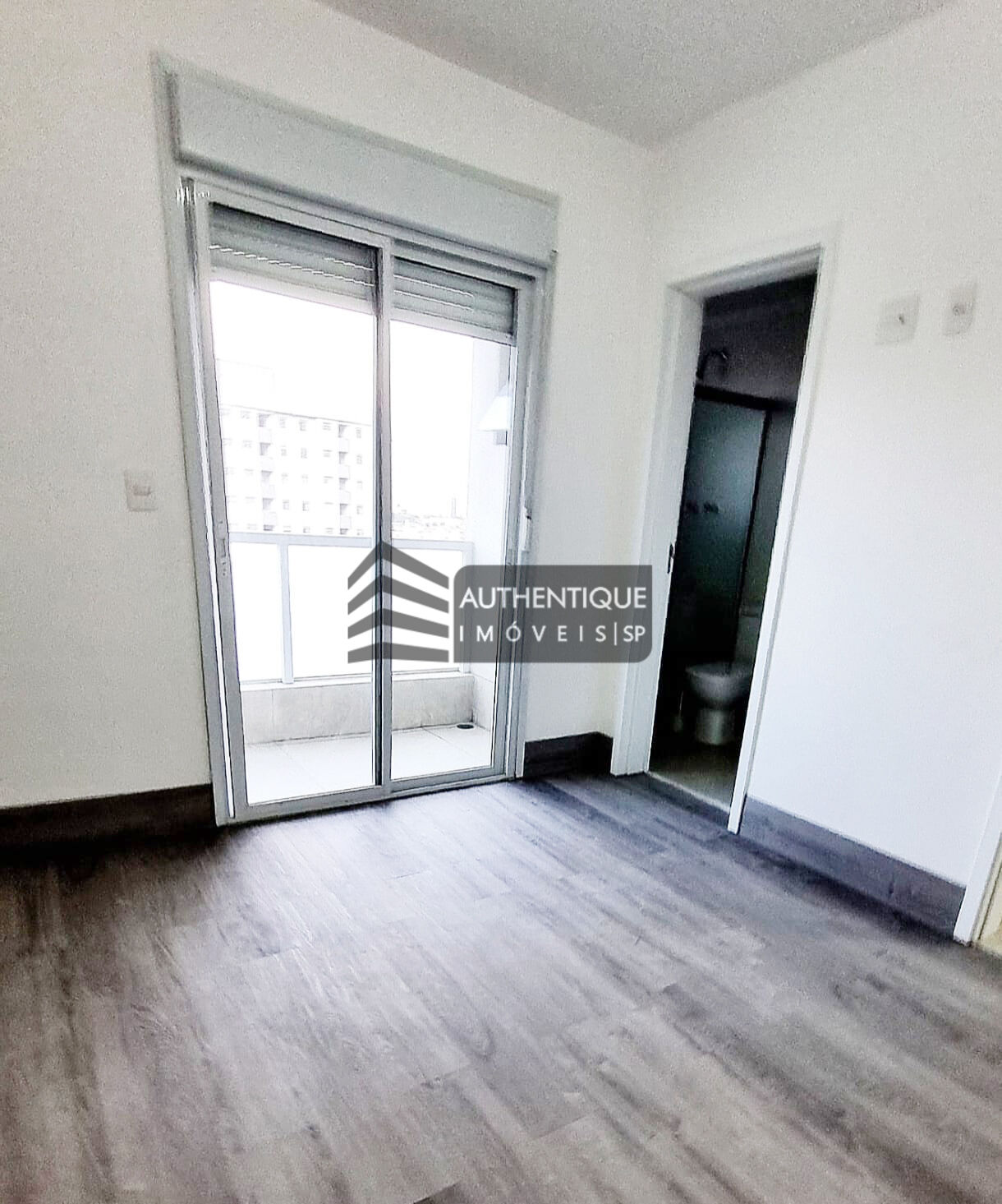 Apartamento à venda com 2 quartos, 68m² - Foto 12