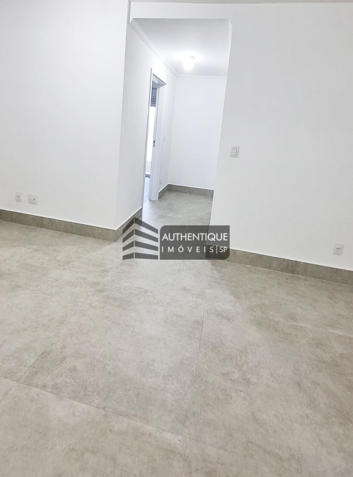 Apartamento à venda com 2 quartos, 68m² - Foto 7