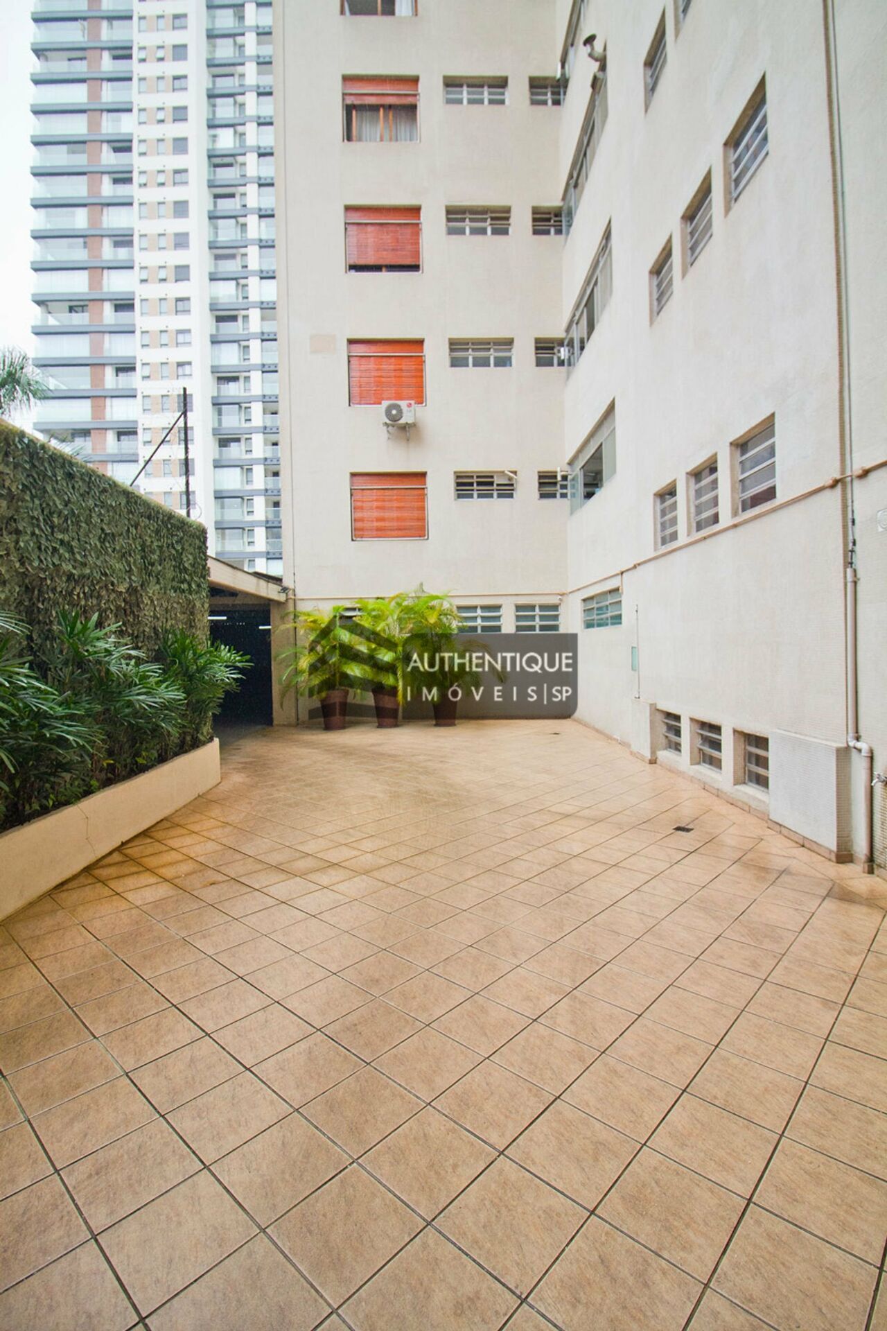 Apartamento à venda com 3 quartos, 178m² - Foto 35