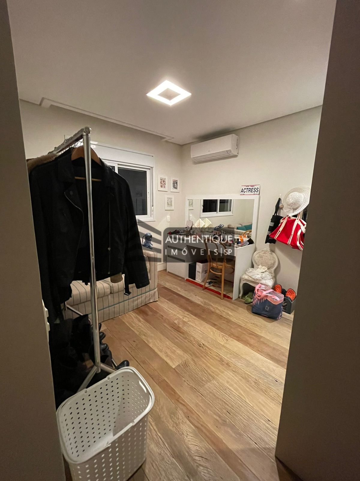 Apartamento à venda com 3 quartos, 202m² - Foto 16