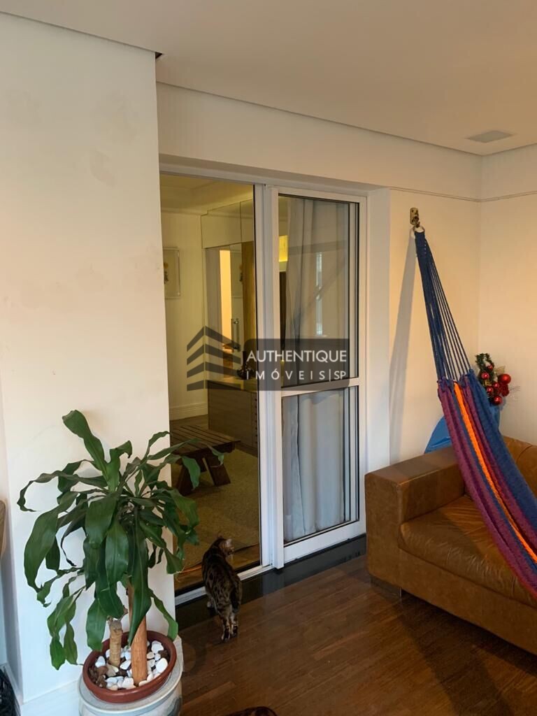 Apartamento à venda com 3 quartos, 159m² - Foto 13