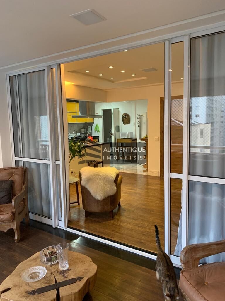 Apartamento à venda com 3 quartos, 159m² - Foto 14