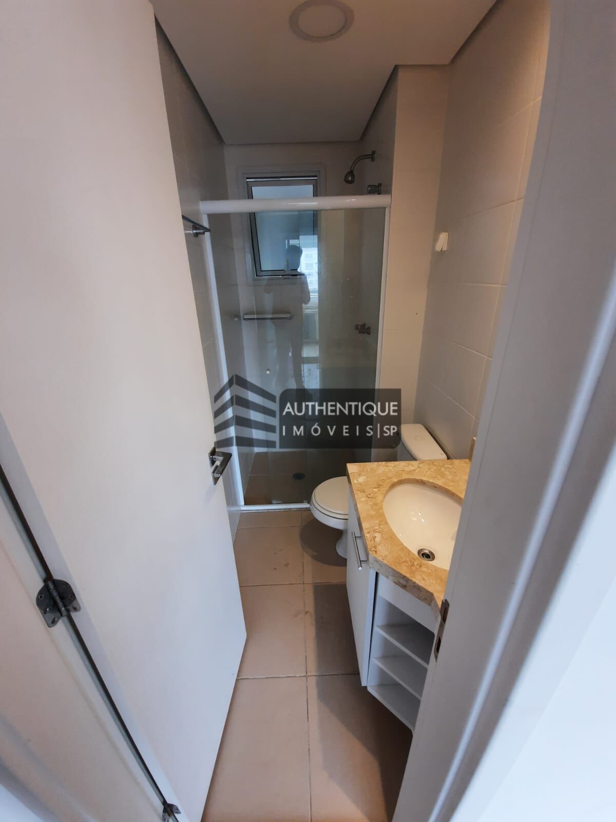 Apartamento à venda com 2 quartos, 75m² - Foto 33