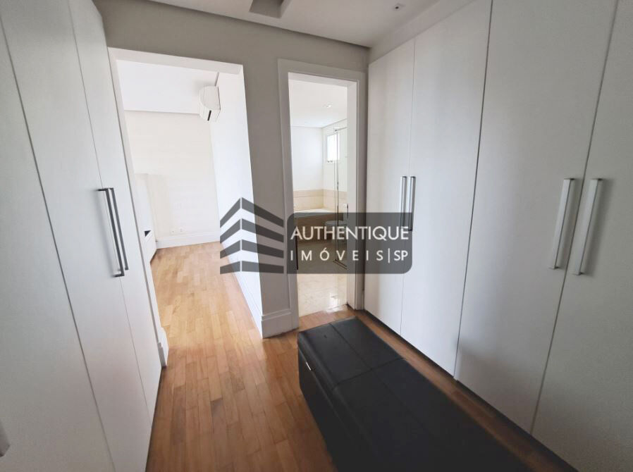 Apartamento à venda com 4 quartos, 223m² - Foto 25