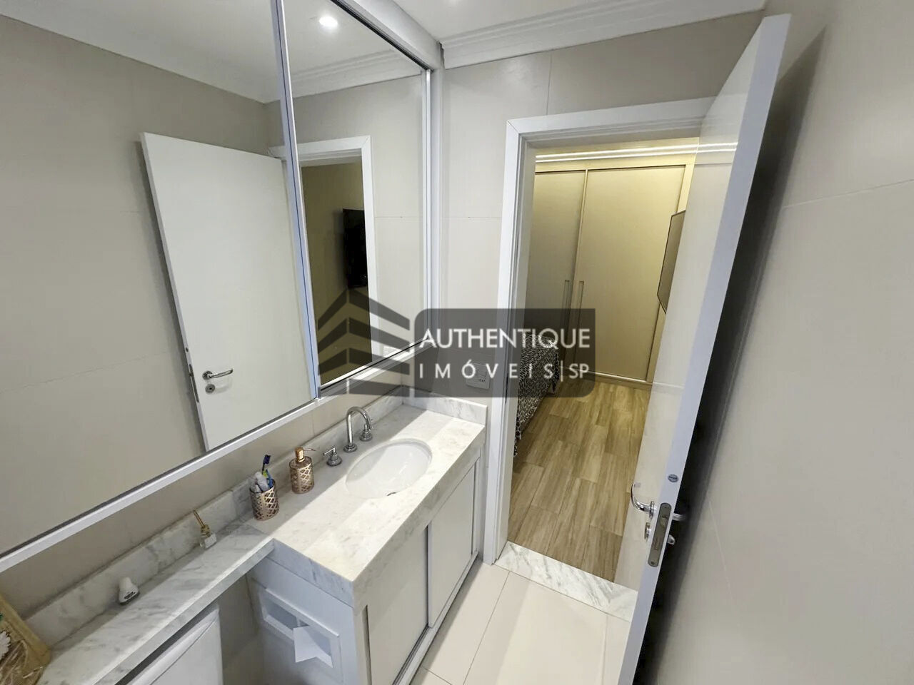 Apartamento à venda com 3 quartos, 95m² - Foto 19