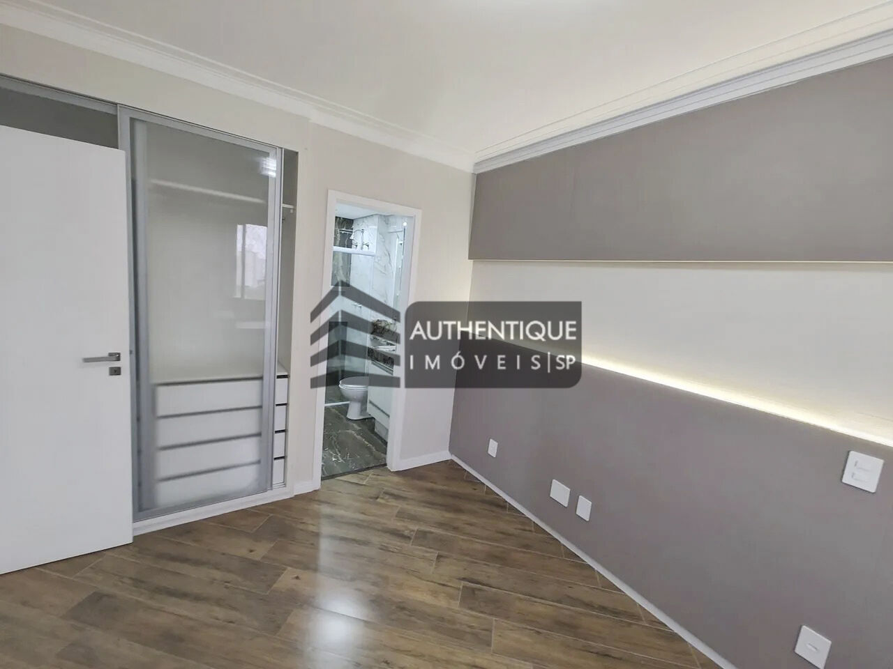 Apartamento à venda com 3 quartos, 83m² - Foto 11