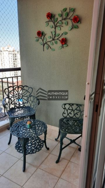 Apartamento à venda com 3 quartos, 94m² - Foto 2