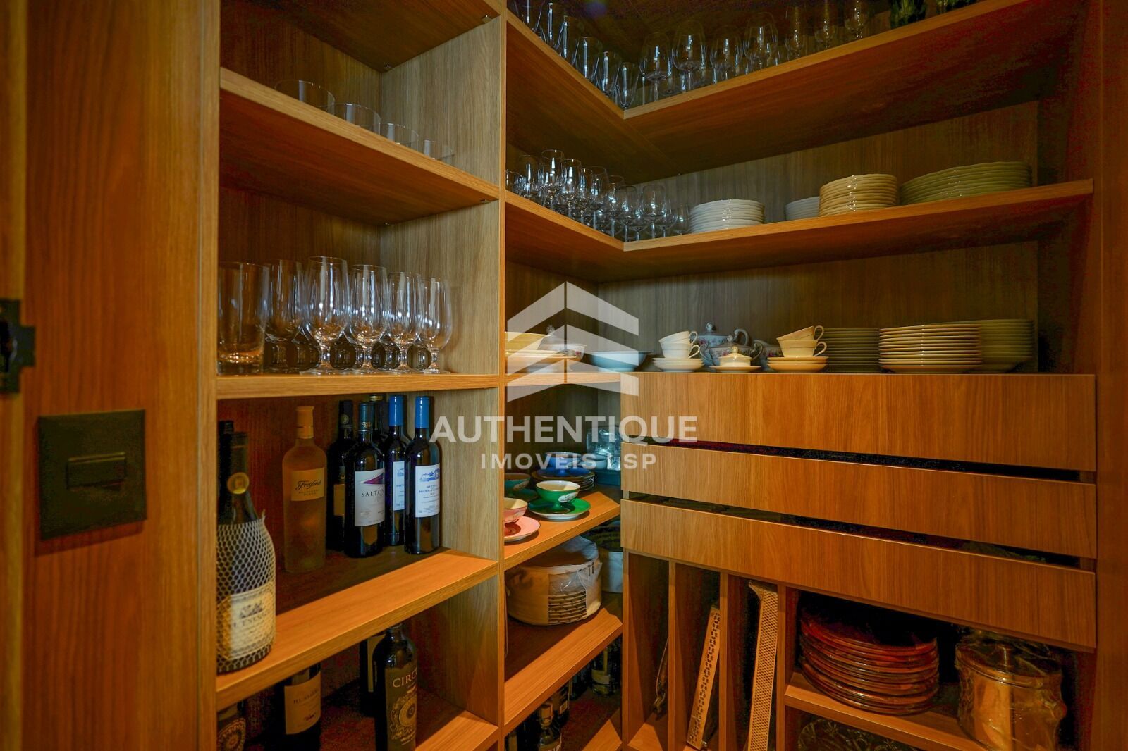 Apartamento, 3 quartos, 244 m² - Foto 11