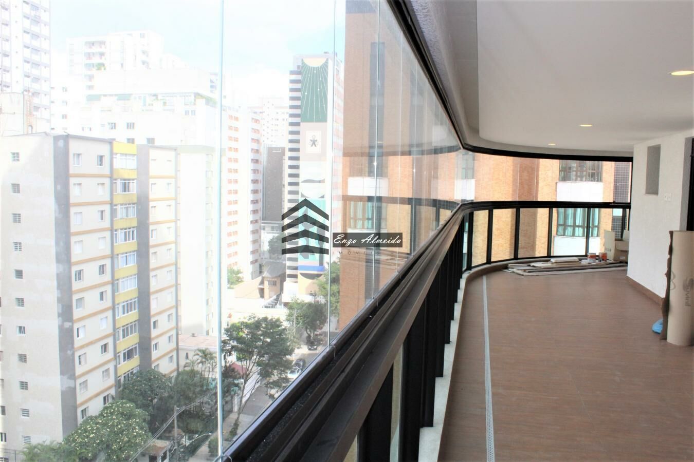 Apartamento à venda com 4 quartos, 215m² - Foto 31