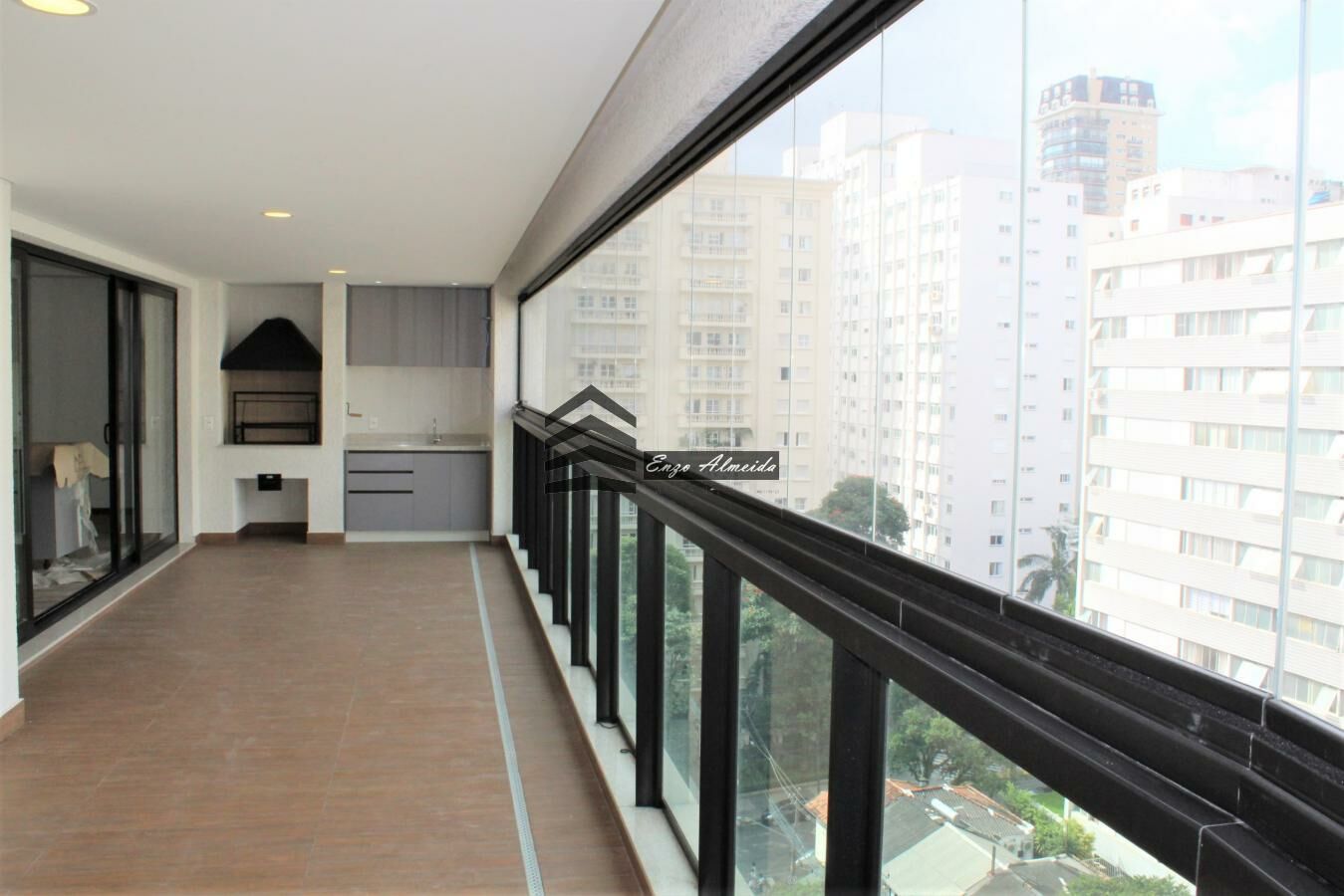 Apartamento à venda com 4 quartos, 215m² - Foto 28