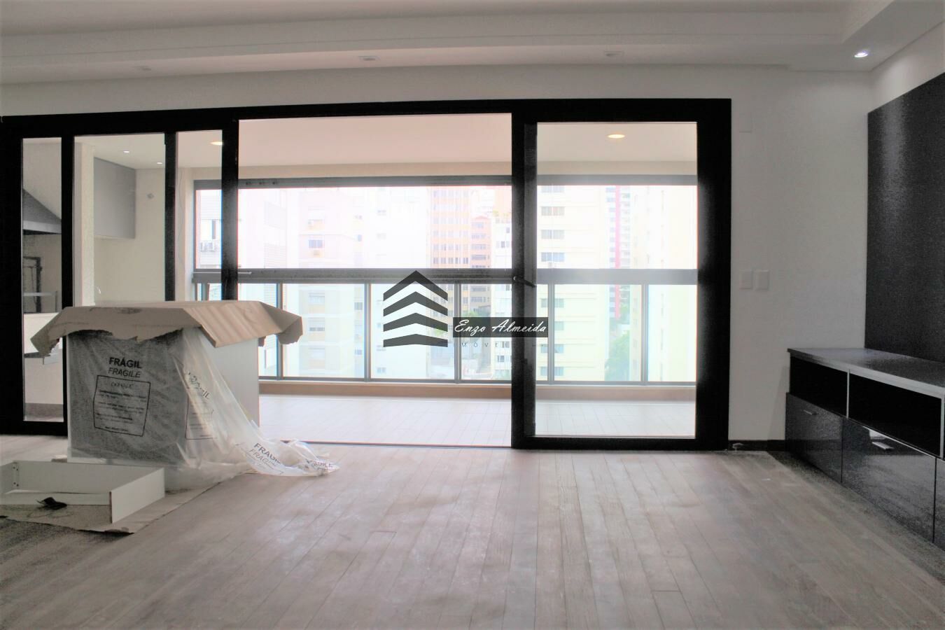 Apartamento à venda com 4 quartos, 215m² - Foto 35