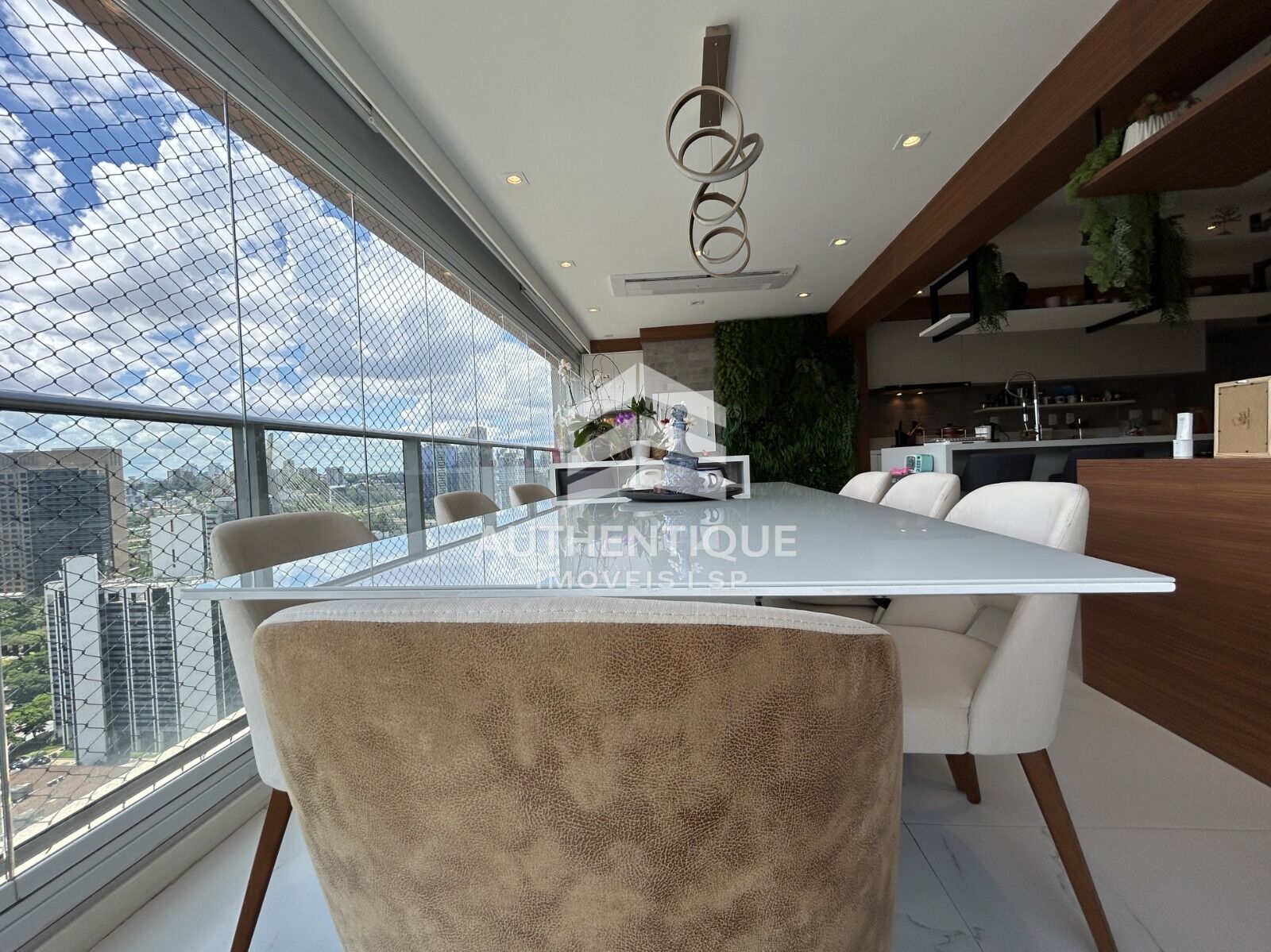 Apartamento, 3 quartos, 132 m² - Foto 2
