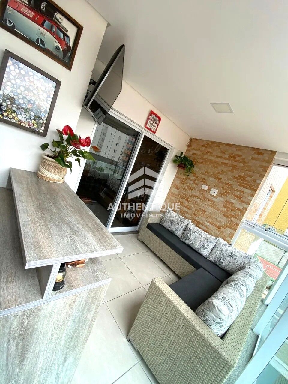 Apartamento, 2 quartos, 70 m² - Foto 1