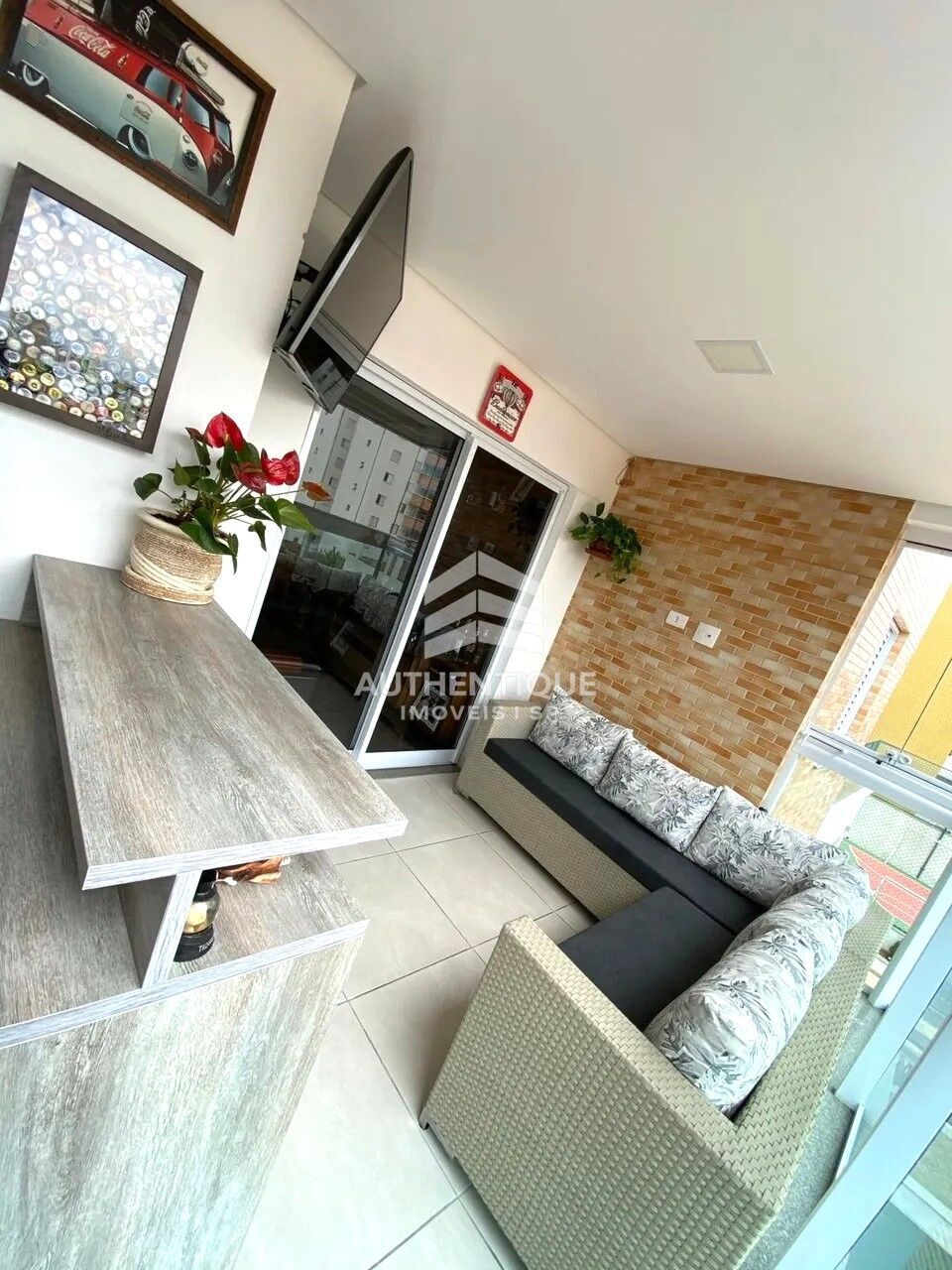 Apartamento, 2 quartos, 70 m² - Foto 1