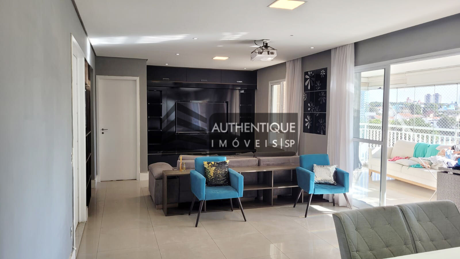 Apartamento, 3 quartos, 155 m² - Foto 2