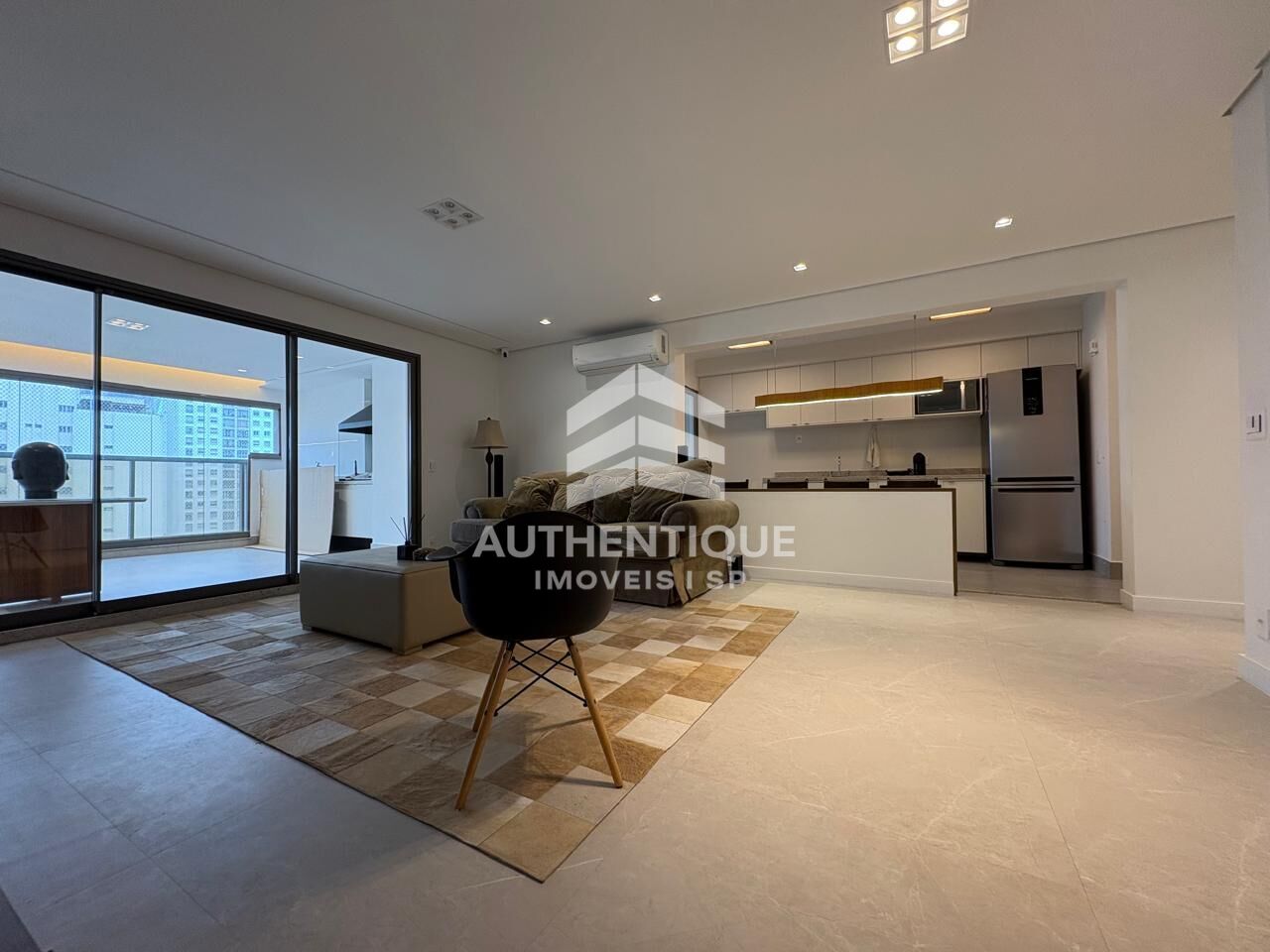 Apartamento, 3 quartos, 157 m² - Foto 1