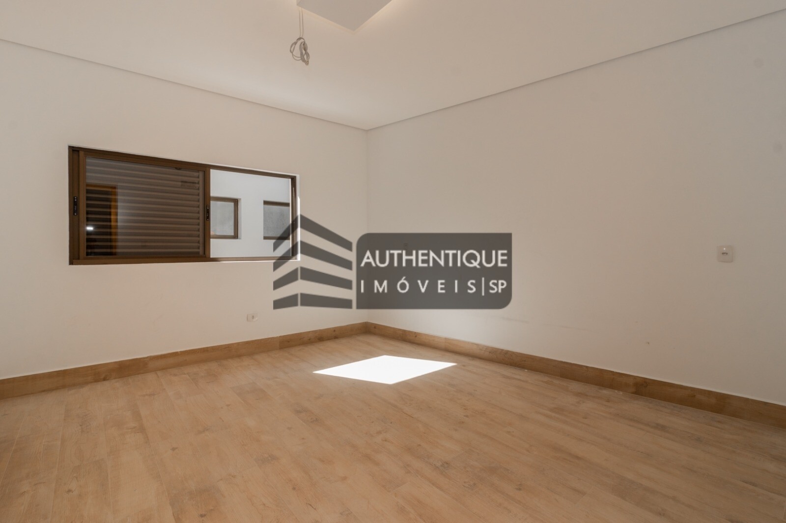 Casa à venda com 5 quartos, 450m² - Foto 30