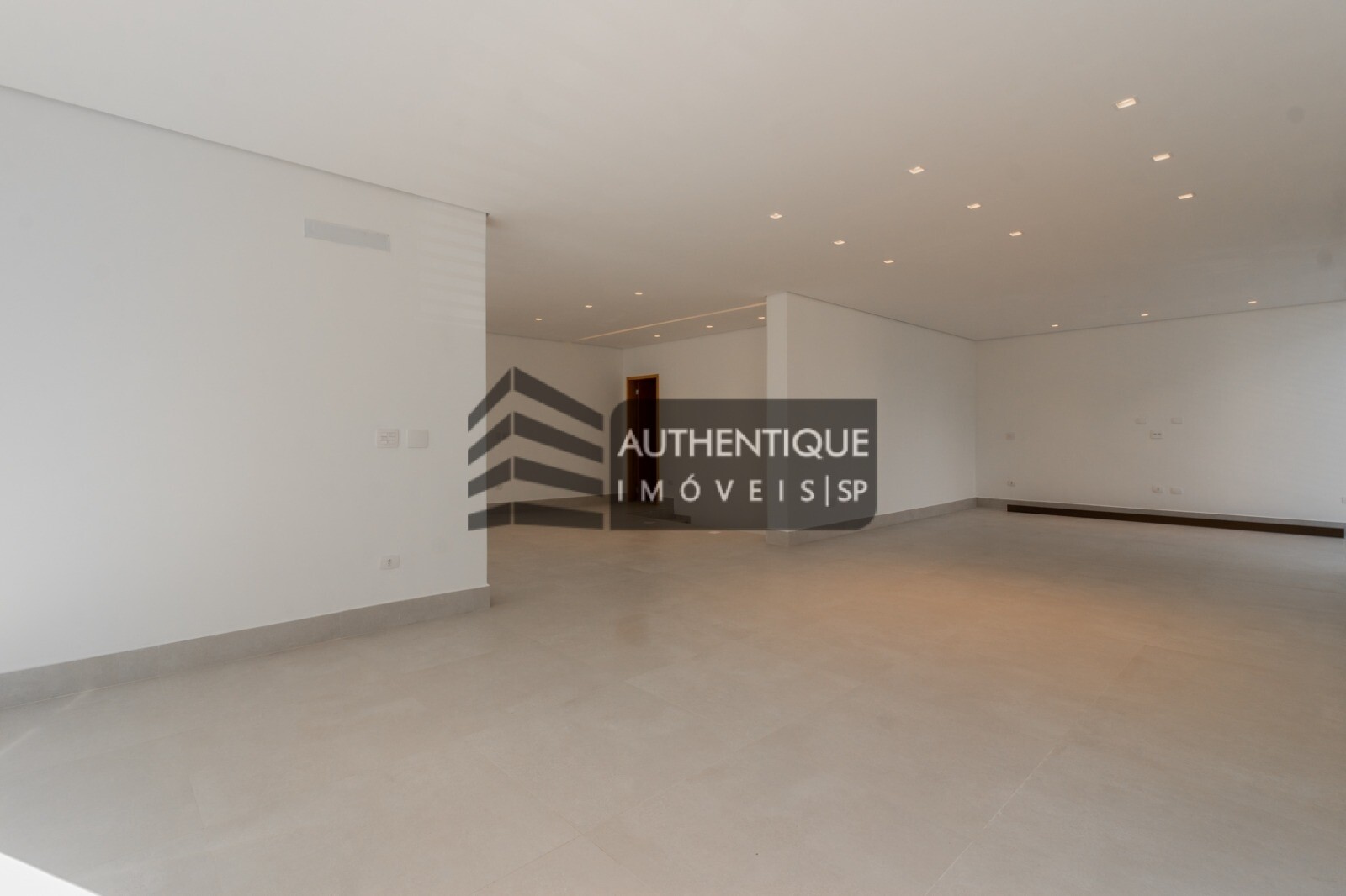 Casa à venda com 5 quartos, 450m² - Foto 9