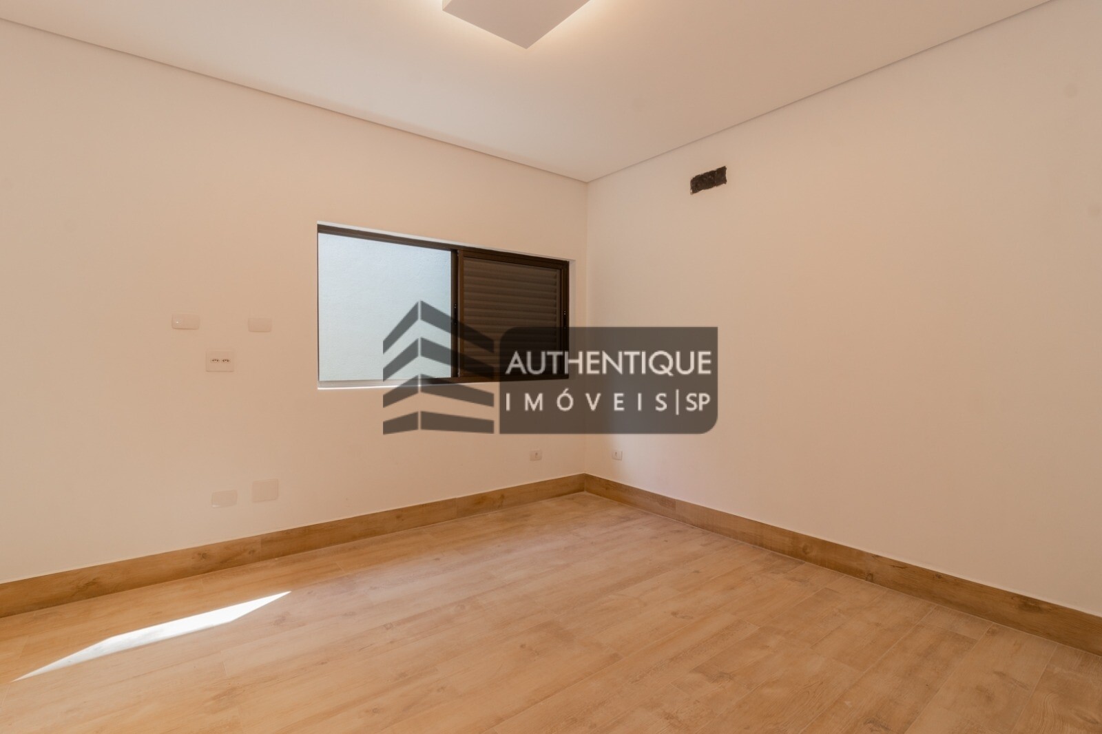 Casa à venda com 5 quartos, 450m² - Foto 29