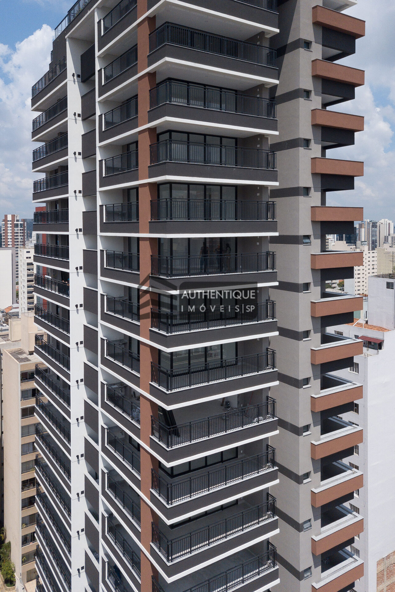 Apartamento à venda com 3 quartos, 147m² - Foto 9