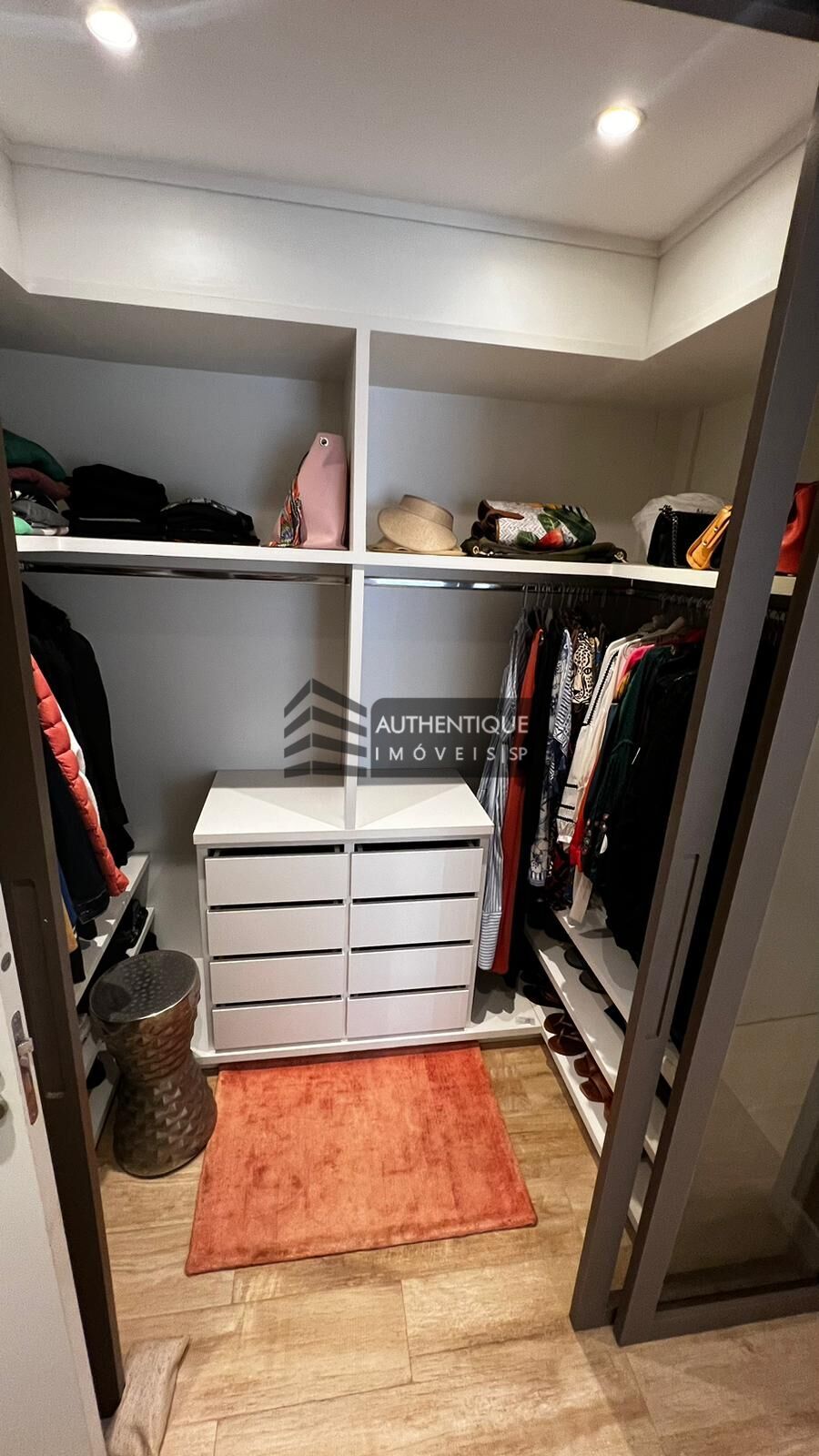 Apartamento à venda com 3 quartos, 133m² - Foto 18