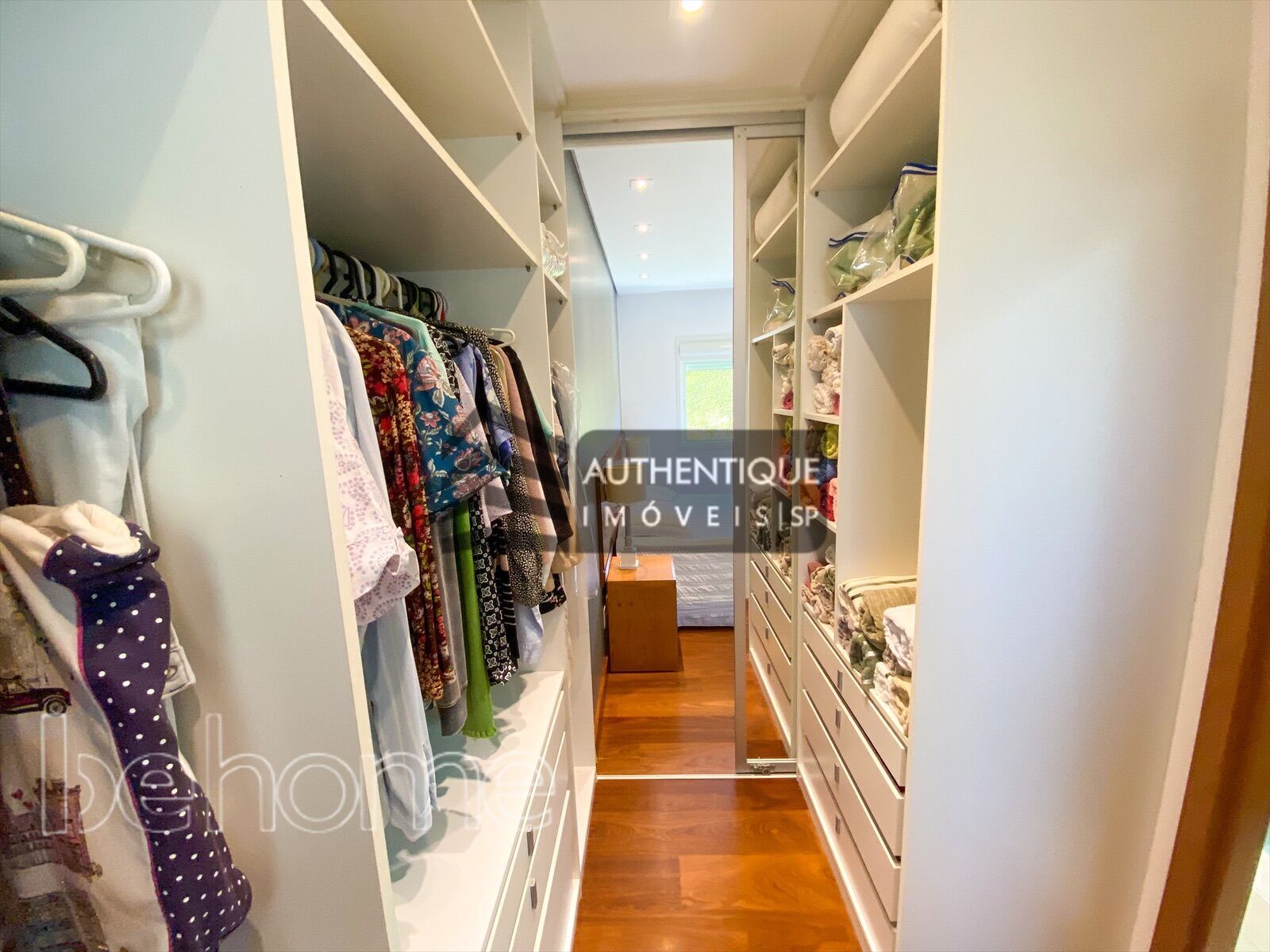 Apartamento à venda com 3 quartos, 133m² - Foto 18