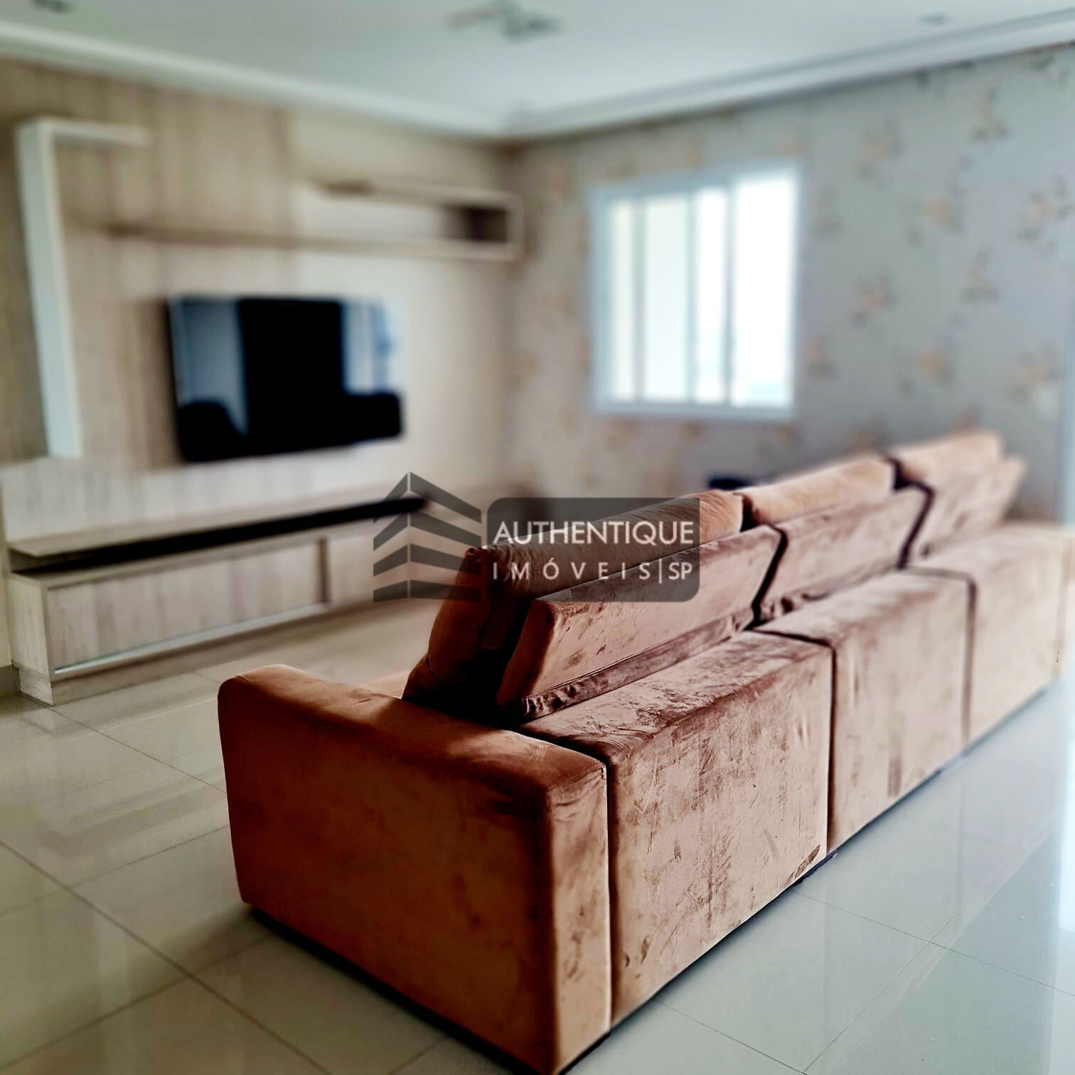 Apartamento para alugar com 2 quartos, 104m² - Foto 2