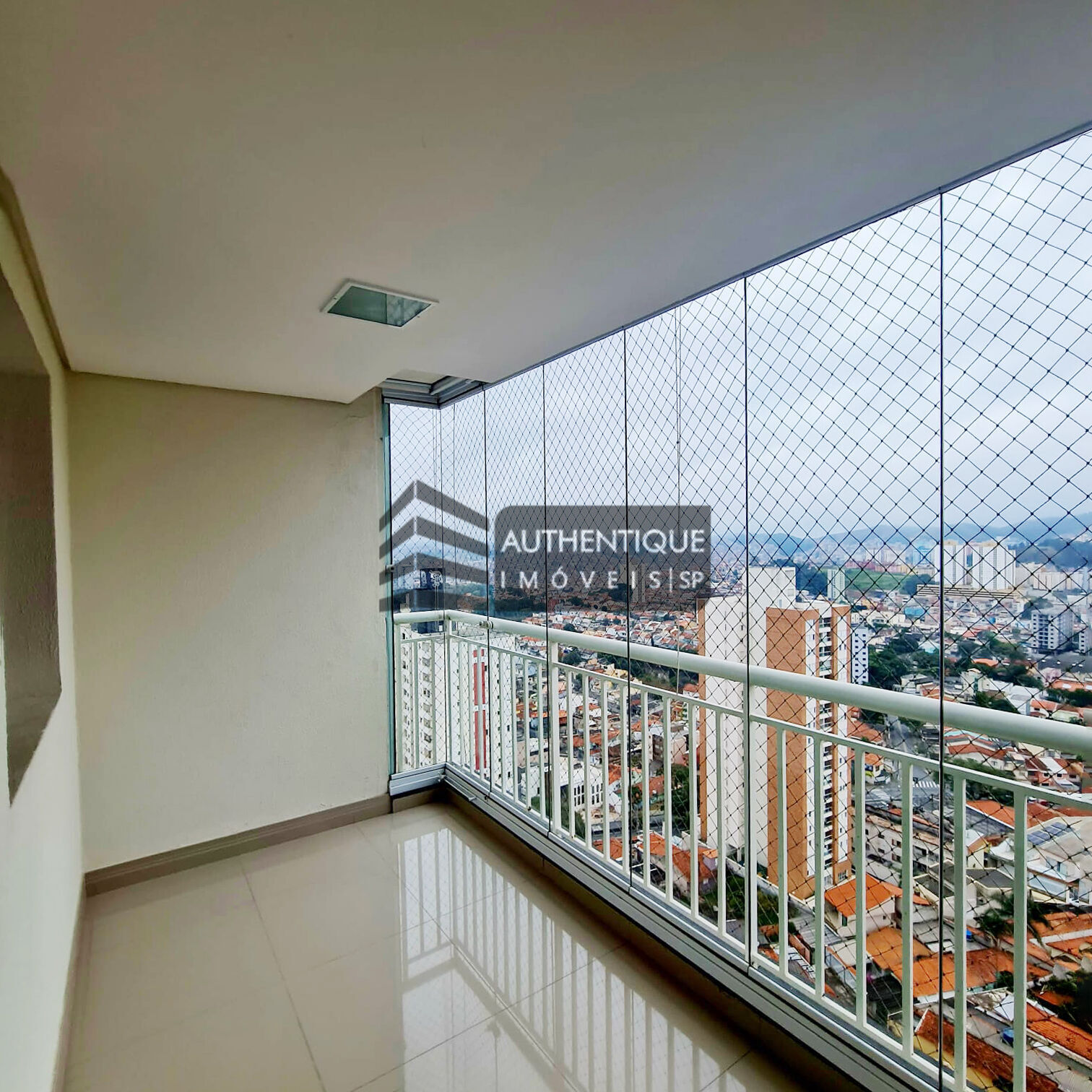 Apartamento para alugar com 2 quartos, 104m² - Foto 1