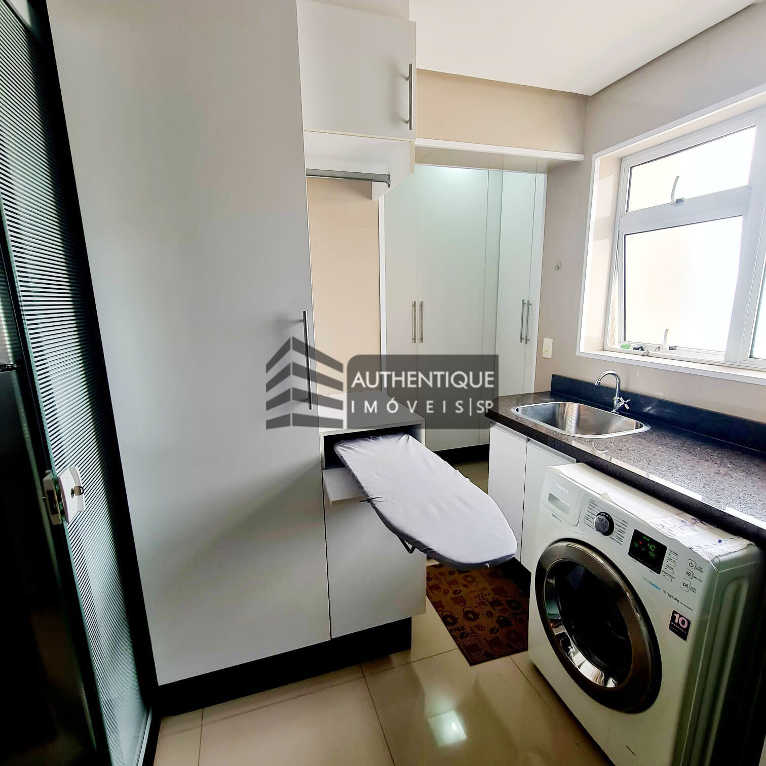 Apartamento para alugar com 2 quartos, 104m² - Foto 15