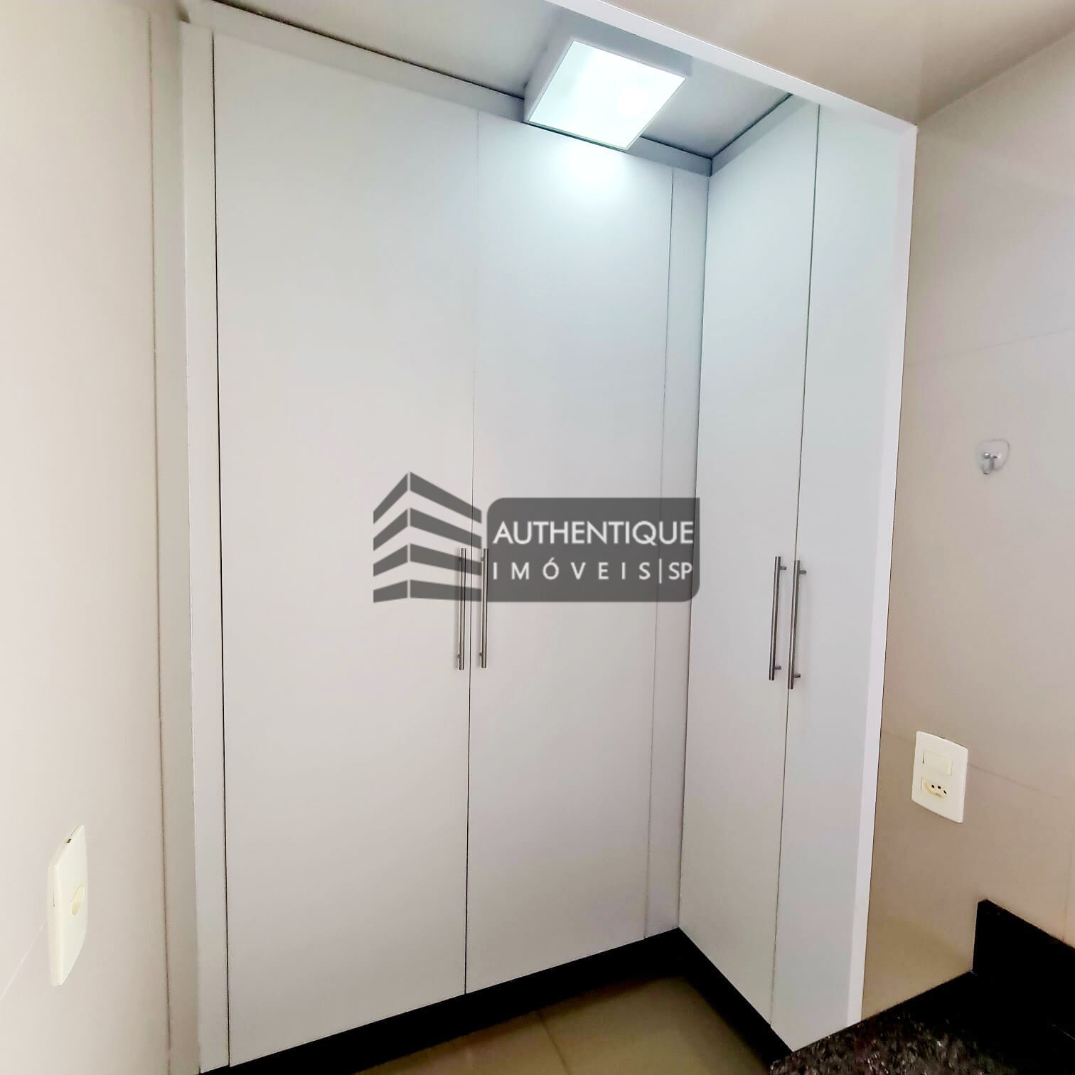 Apartamento para alugar com 2 quartos, 104m² - Foto 18