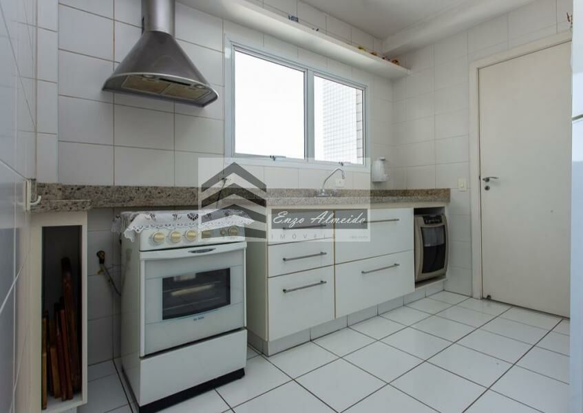 Apartamento à venda com 4 quartos, 185m² - Foto 8